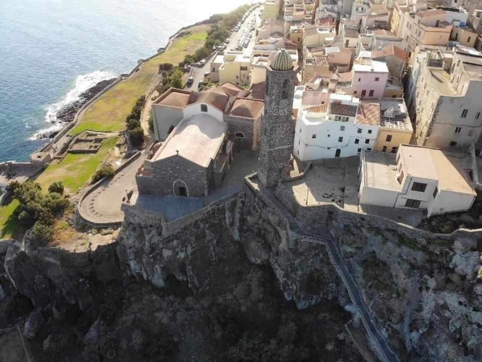 “Cielo E Mare”, Casetta Nel Cuore Del Borgo Antico / “Sky & Sea”, Charming In The Heart Of Old Village Кастелсардо Екстериор снимка