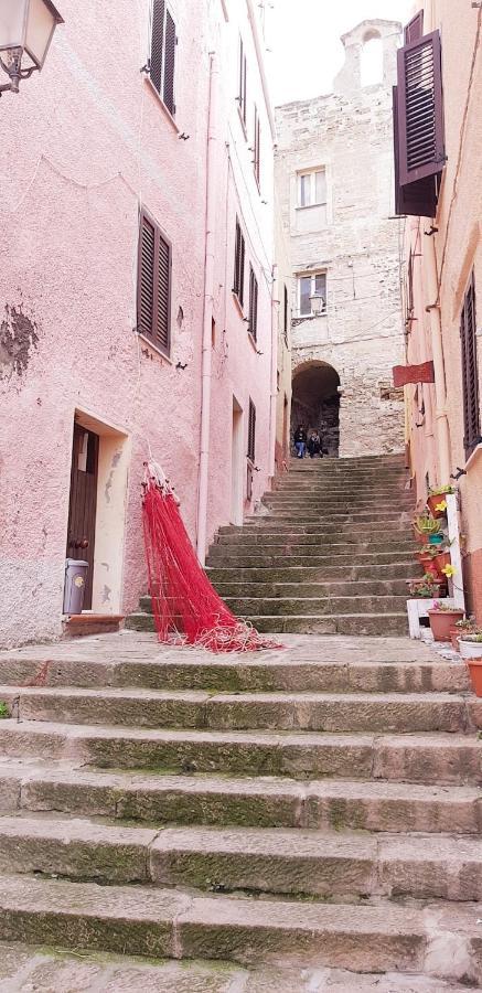 “Cielo E Mare”, Casetta Nel Cuore Del Borgo Antico / “Sky & Sea”, Charming In The Heart Of Old Village Кастелсардо Екстериор снимка