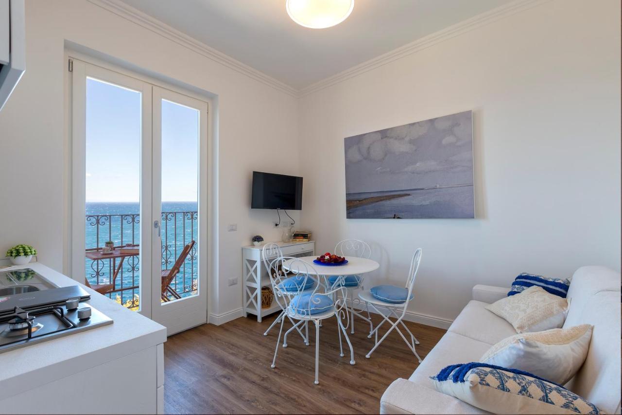 “Cielo E Mare”, Casetta Nel Cuore Del Borgo Antico / “Sky & Sea”, Charming In The Heart Of Old Village Кастелсардо Екстериор снимка