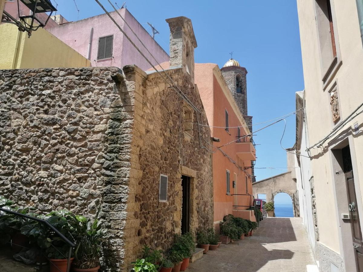 “Cielo E Mare”, Casetta Nel Cuore Del Borgo Antico / “Sky & Sea”, Charming In The Heart Of Old Village Кастелсардо Екстериор снимка