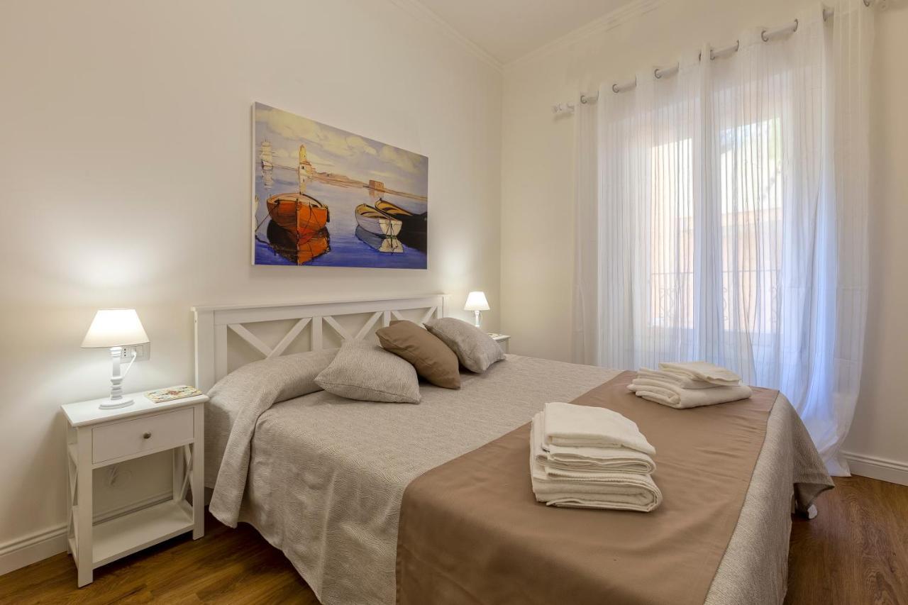 “Cielo E Mare”, Casetta Nel Cuore Del Borgo Antico / “Sky & Sea”, Charming In The Heart Of Old Village Кастелсардо Екстериор снимка